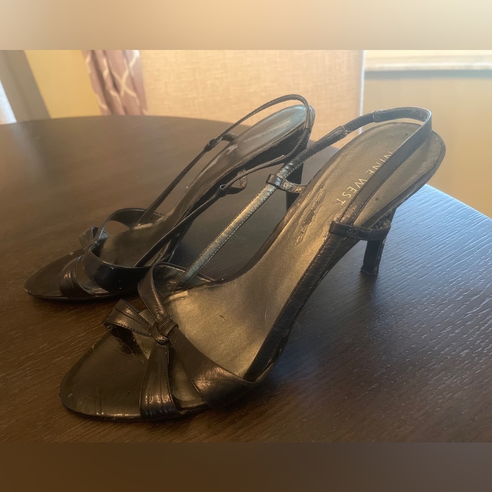 Nine West Strappy Heels size 9 black Womens